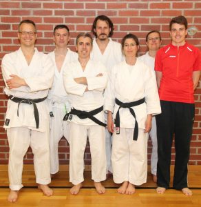 Mehr über den Artikel erfahren Karate: Prüfung zum 8. Kyu